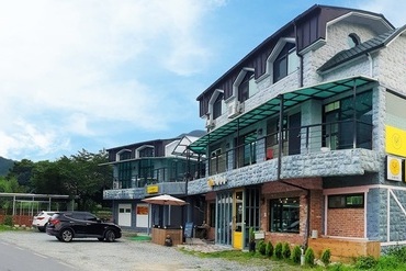 로베펜션 & 커피 외부 사진들